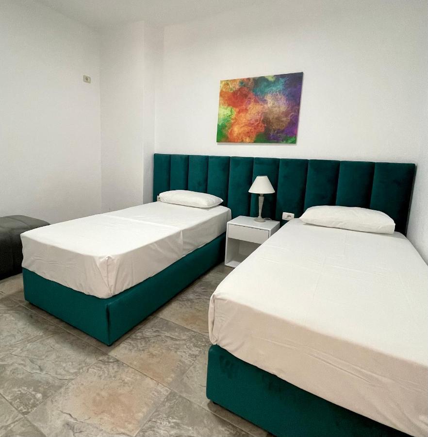 Sunny Bay Apartments Sarandë Exterior foto