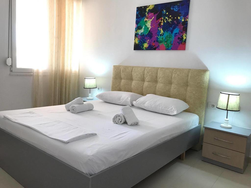 Sunny Bay Apartments Sarandë Exterior foto